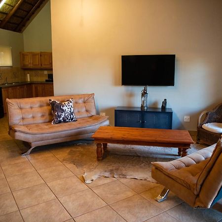 Morakane Safari Lodge Vryburg Phòng bức ảnh