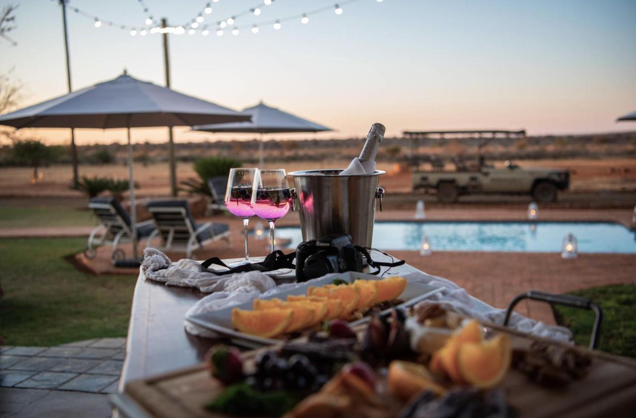 Morakane Safari Lodge Vryburg Ngoại thất bức ảnh